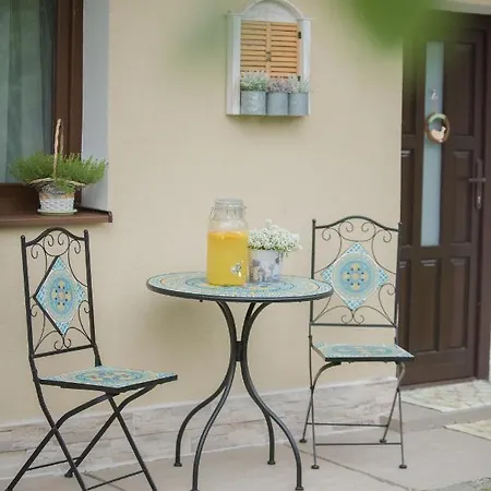 Villa Chic M